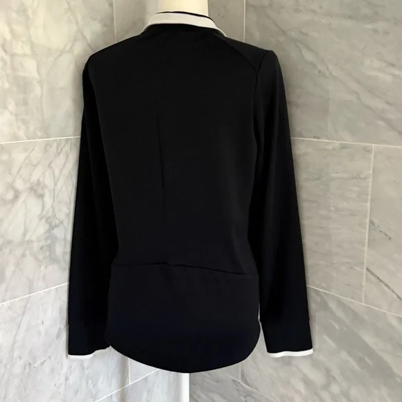 Nike  Ladies Dri-FIT 1/2-Zip Cover-Up - Black/White Golf Size Large - Picture 9 of 13